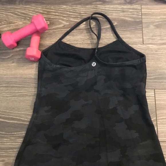 Lululemon Power Y Tank. Excellent Condition. - Picture 4 of 4